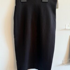 NWT Aritzia Wilfred Classic Black Pencil Skirt